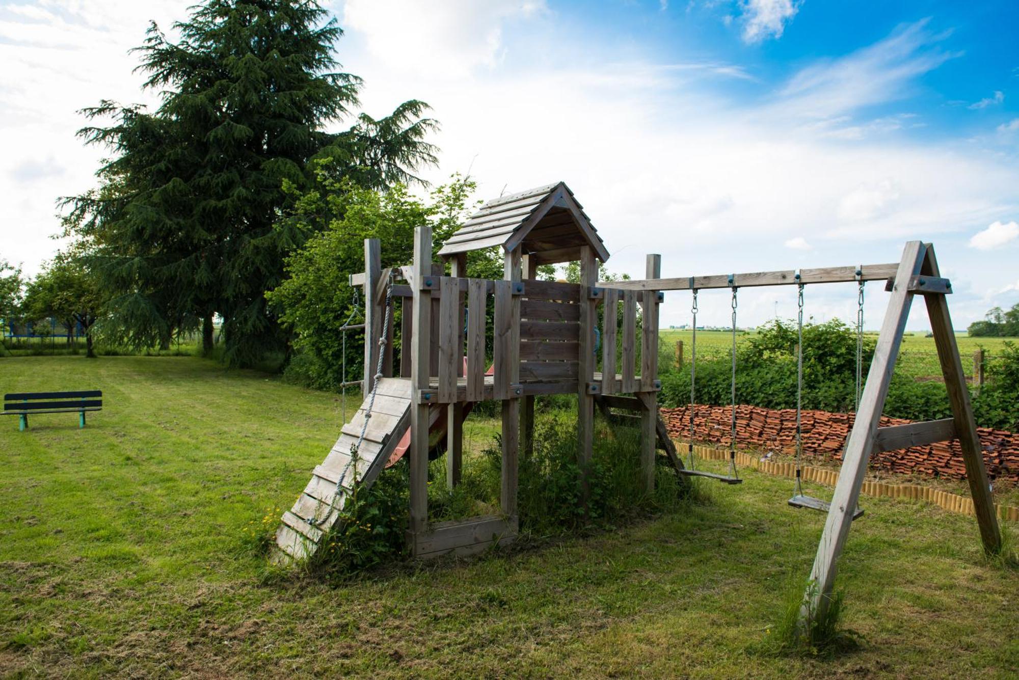 Au Bonheur Des Retrouvailles Denonville Exterior foto