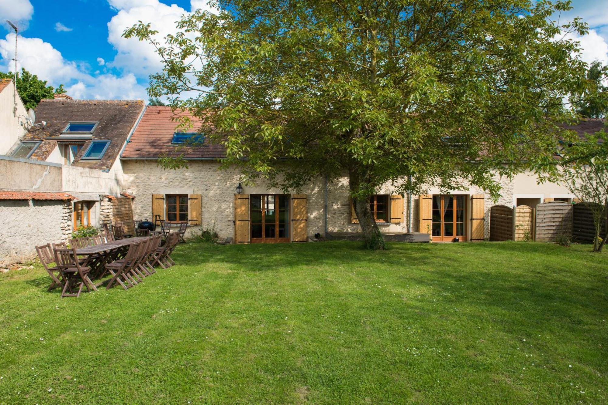 Au Bonheur Des Retrouvailles Denonville Exterior foto